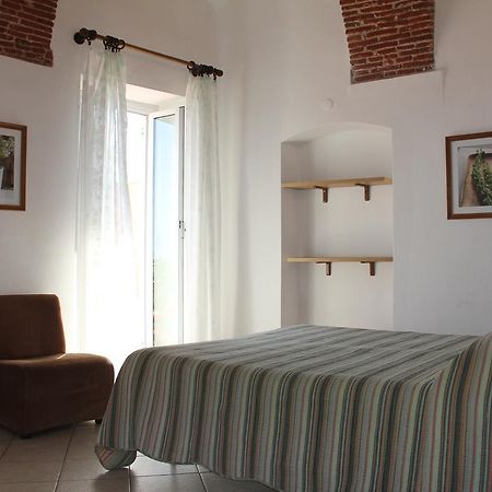 Hotel Ca' Ligure Pietra Ligure Bagian luar foto